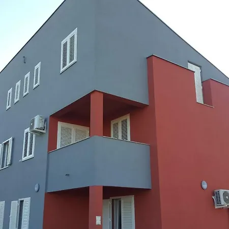Rose Garden Apartment