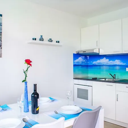 Rose Garden Apartment